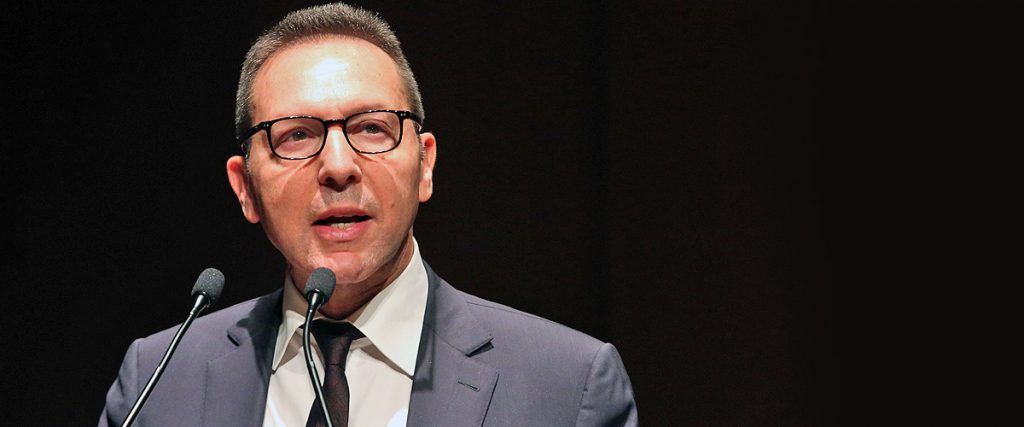 Νέες βόμβες Στουρνάρα: Προτείνει μείωση συντάξεων