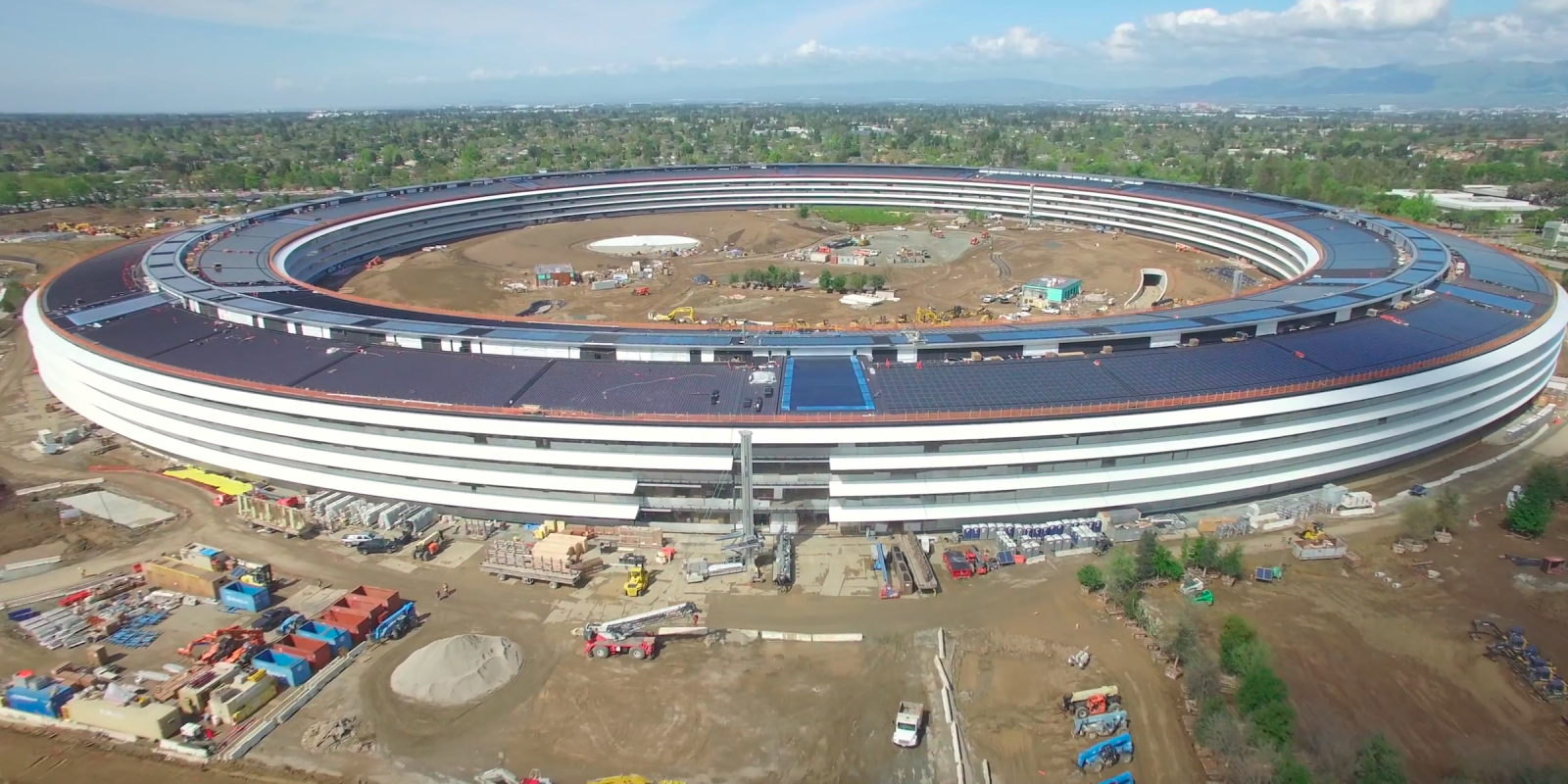 Δείτε: Τα νέα… διαστημικά γραφεία της Αpple σε κάνουν να χαζεύεις (pics & vid)