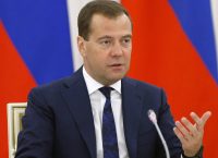 Μεντβέντεφ: Τρομοκρατικό το χτύπημα στην Αγία Πετρούπολη