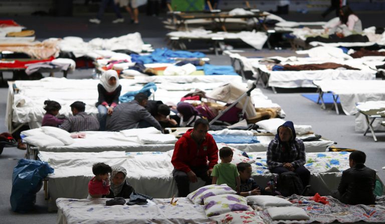 Καταγγελίες στην Ευρωβουλή για κακοδιαχείριση των πόρων για το προσφυγικό