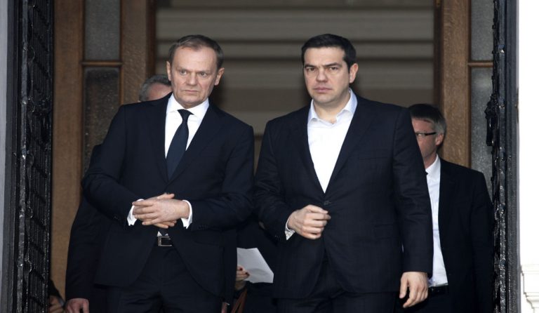 Έκτακτη Σύνοδο Κορυφής αν δεν υπάρξει λύση στο Eurogroup ζήτησε από τον Τουσκ ο Τσίπρας (live)