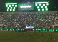 Συγκλονίζει: Τσαπεκοένσε και Ατλέτικο Νασιονάλ πέντε μήνες μετά τον “αιματοβαμμένο” τελικό (pics & vids)