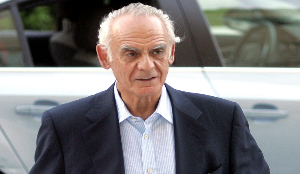 Επιστρέφει στη φυλακή ο Άκης Τσοχατζόπουλος – Δεν βρήκε τα λεφτά της εγγύησης