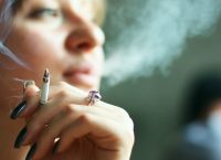 Τρίτη στον κόσμο η Ελλάδα στις γυναίκες καπνίστριες