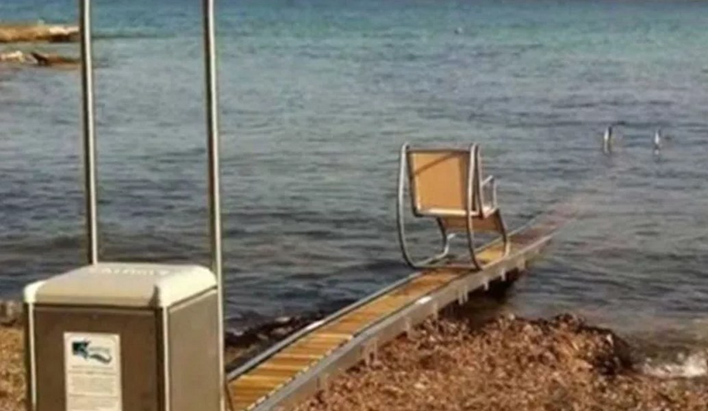 Δύο συσκευές αυτόνομης πρόσβασης ΑMEΑ στη θάλασσα προμηθεύεται ο δήμος Ηρακλείου
