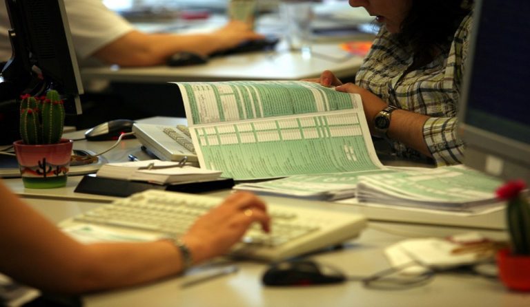 Η ΕΣΕΕ ζητά νέα παράταση στην υποβολή φορολογικών δηλώσεων
