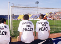 Όταν η ΑΕΚ έγινε σύμβολο παγκόσμιας ειρήνης! (pics & vid)