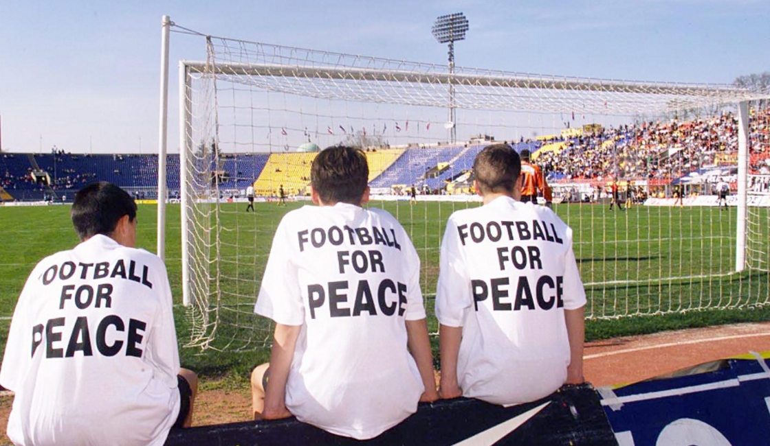 Όταν η ΑΕΚ έγινε σύμβολο παγκόσμιας ειρήνης! (pics & vid)