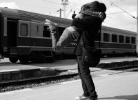 Γιατί πρέπει να σταματήσεις να ψάχνεις το καρμικό σου ταίρι!
