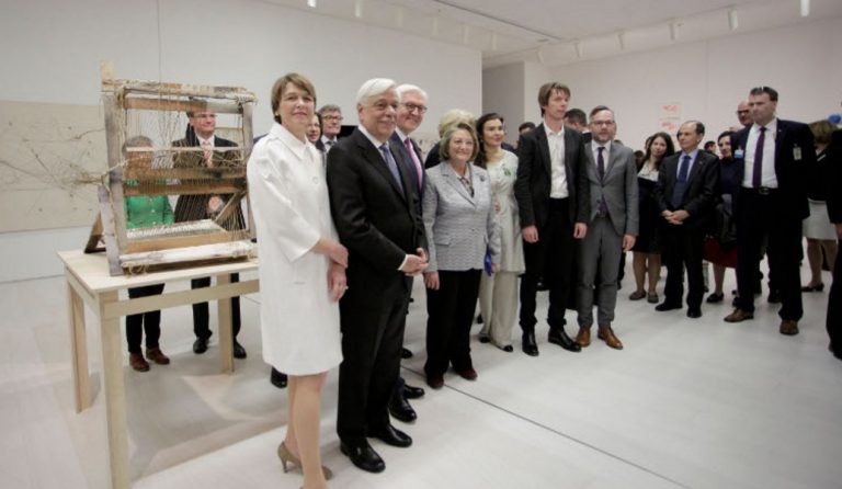 Παυλόπουλος και Σταϊνμάιερ εγκαινίασαν την έκθεση documenta 14 (pics)