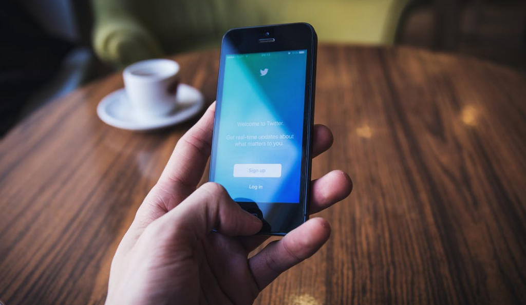 Υπόθεση των «ρομπότ» η διάδοση συνδέσμων στο Twitter