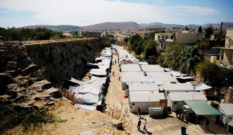 DW: Δεν έχει τέλος το μαρτύριο των προσφύγων στη Χίο