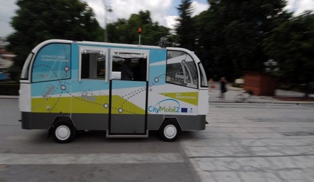 Με δύο ηλεκτροκίνητα Mini Bus ενισχύεται ο Δήμος Ηρακλείου