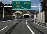 Παπανδρέου, Στεφανόπουλος, Τεμπονέρας: Τα ονόματα που έδωσαν στις σήραγγες της Κορίνθου-Πατρών (pics)