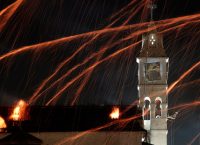 Άγνωστο αν θα πραγματοποιηθεί φέτος ο ρουκετοπόλεμος στη Χίο