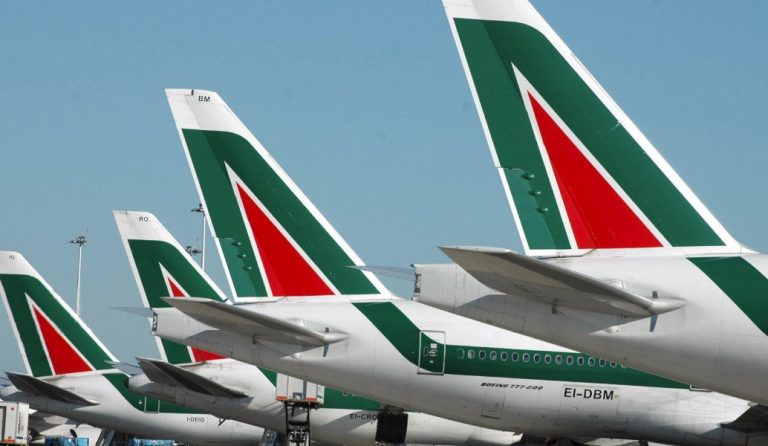 Προσύμφωνο για τη διάσωση της Alitalia