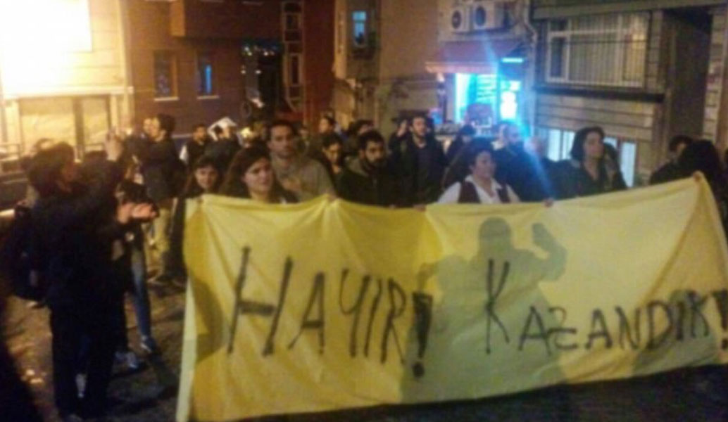 Οπαδοί του Ερντογάν επιτέθηκαν σε διαδηλωτές (pics & vid)