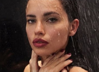 Η Adriana Lima σε… σέξι πόζες με τον σύντροφό της (pics)