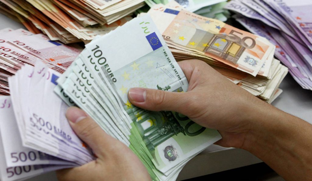Έτσι θα κλείσει η κυβέρνηση το Δημοσιονομικό κενό του 2020