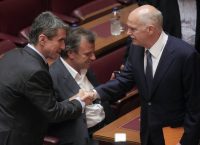 Στη Βουλή δικογραφία για παράνομη χρηματοδότηση ΜΚΟ – Εμπλεκόμενοι Παπανδρέου και Λοβέρδος