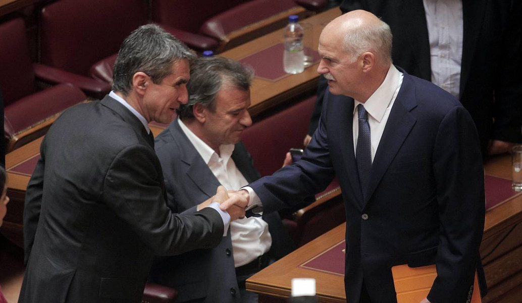 Στη Βουλή δικογραφία για παράνομη χρηματοδότηση ΜΚΟ – Εμπλεκόμενοι Παπανδρέου και Λοβέρδος