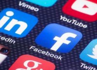 Έρευνα: Οι Έλληνες εμπιστεύονται περισσότερο τα κοινωνικά δίκτυα από τα παραδοσιακά ΜΜΕ