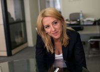 Ρένα Δούρου: Στόχος μας είναι να βάλουμε στέρεες βάσεις έτσι ώστε να γυρίσει ο τόπος σελίδα
