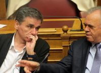 Ευρεία σύσκεψη Τσακαλώτου-Δραγασάκη με εκπροσώπους των τραπεζών