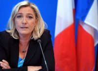 Λεπέν για Ζιντάν: Είναι καλός μόνο για ποδόσφαιρο, όχι για πολιτική