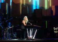 Lady Gaga: Ακύρωσε 10 συναυλίες στην Ευρώπη για λόγους υγείας