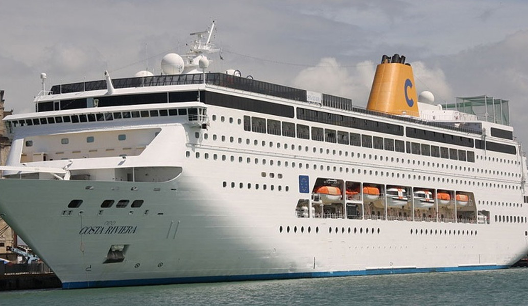 Κατέπλευσε στον Βόλο το πρώτο κρουαζιερόπλοιο της σεζόν