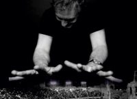 Yann Tiersen στο Ωδείο Ηρώδου Αττικού