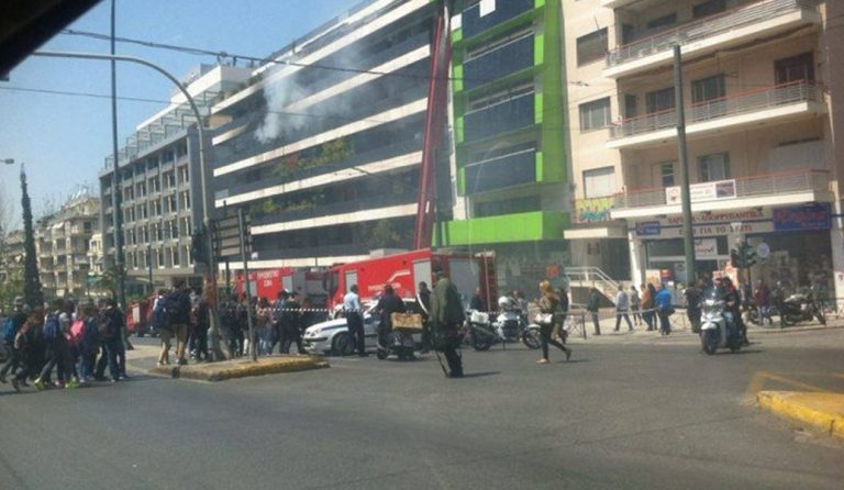 Ηλικιωμένη γυναίκα νεκρή από πυρκαγιά σε διαμέρισμα στη Λεωφόρο Αλεξάνδρας (vids)