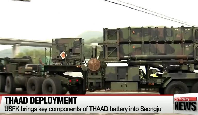 Οι ΗΠΑ μεταφέρουν το αντιπυραυλικό σύστημα THAAD στη Νότια Κορέα (vid)