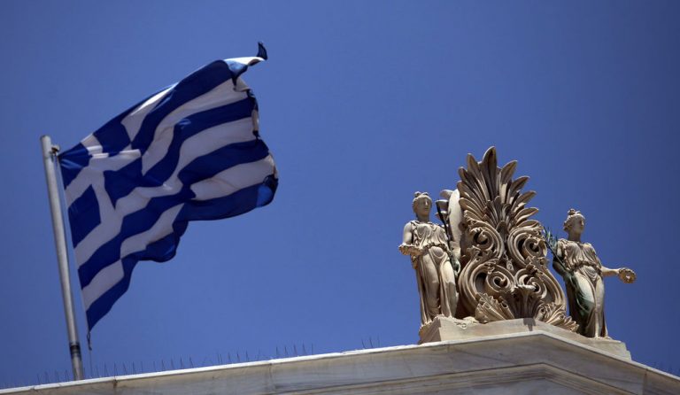 ΙΟΒΕ: Ανακόπηκε η ανοδική πορεία του οικονομικού κλίματος