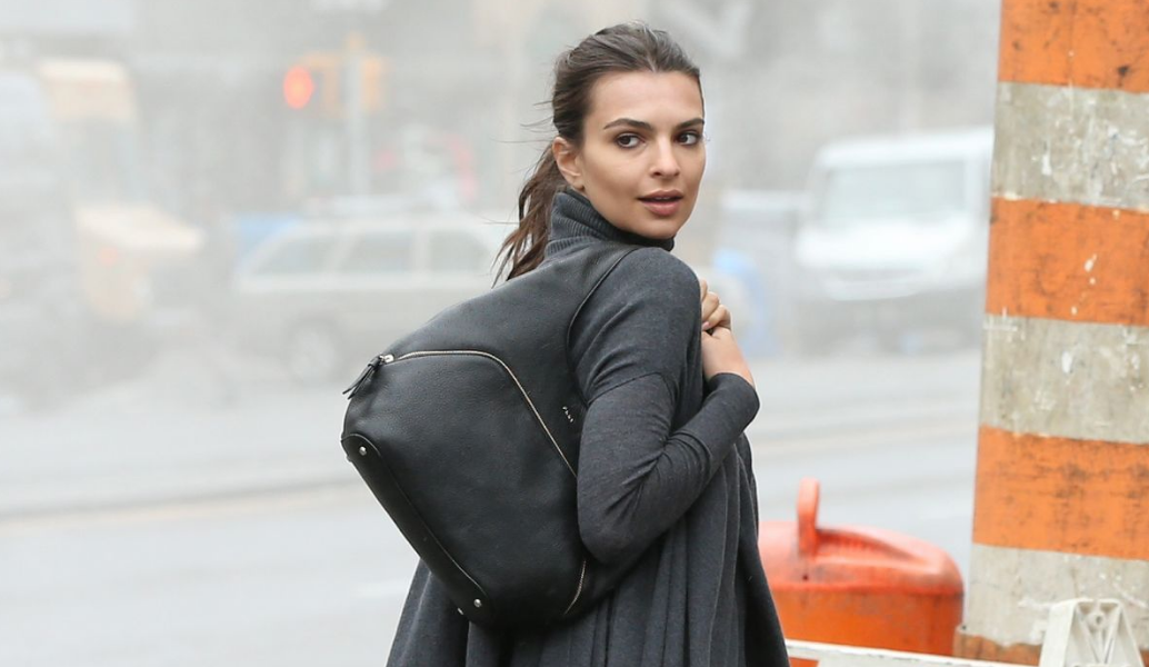 Emily Ratajkowski: Το ποστ της για την απαγόρευση αμβλώσεων στην Αλαμπάμα