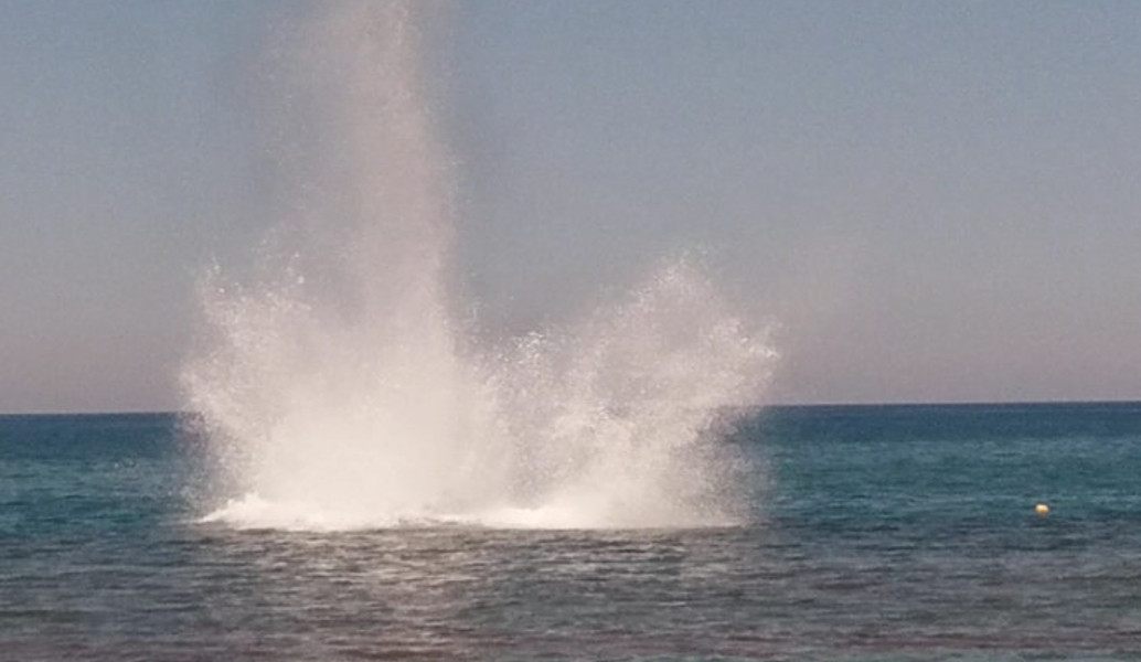 Ελεγχόμενη έκρηξη σε βλήμα του Β’ Παγκοσμίου Πολέμου στην Κρήτη (pics & vid)