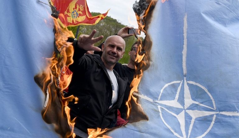 Εγκρίθηκε η ένταξη του Μαυροβουνίου στο ΝΑΤΟ