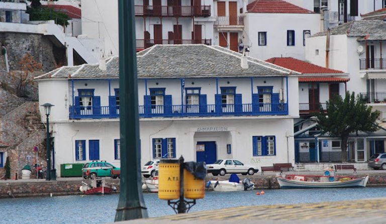 Ρύθμιση καταβολής ληξιπρόθεσμων χρεών για τον Δήμο Σκοπέλου