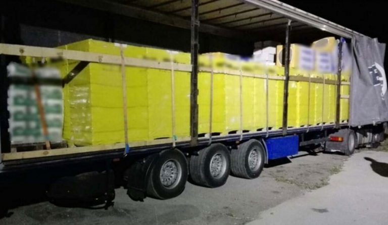 Κως: Συνελήφθη οδηγός φορτηγού που έκρυβε 11 μετανάστες