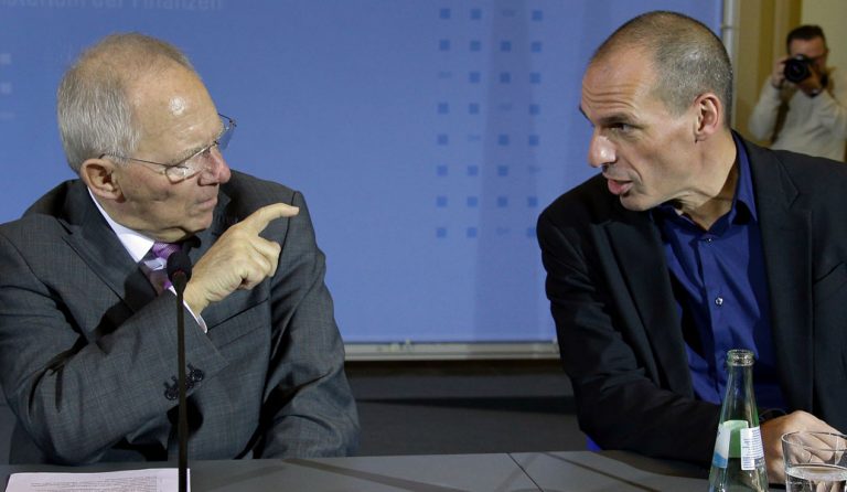 Ο άγνωστος διάλογος Βαρουφάκη-Σόιμπλε για Grexit και δημοψήφισμα