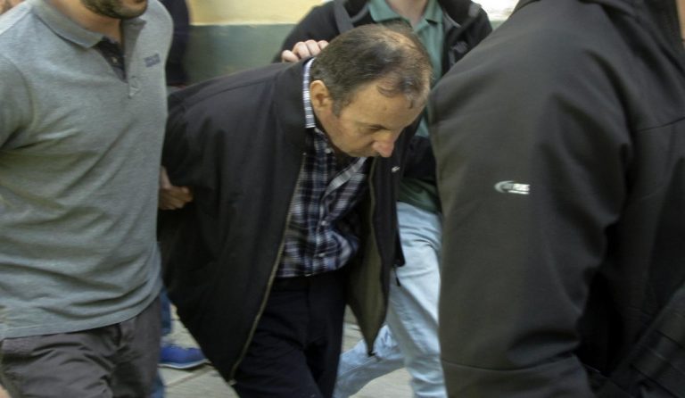 Προφυλακιστέος ο 61χρονος παιδοκτόνος που έπνιξε και πέταξε στα σκουπίδια τη μικρή Στέλλα