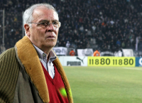 Έξαλλος ο Σάββας Θεοδωρίδης με τους παίκτες του Ολυμπιακού: “Είστε απαράδεκτοι”