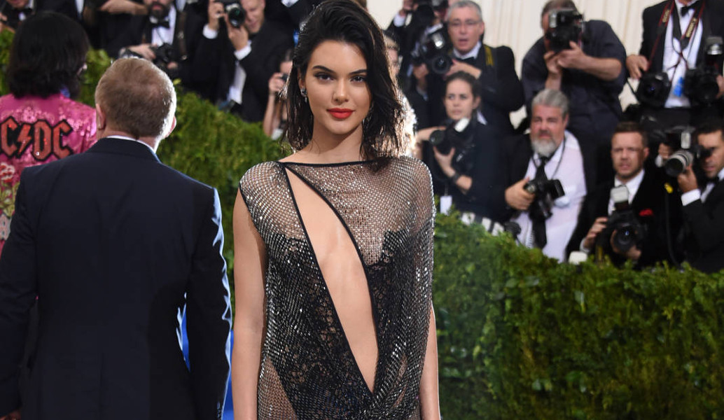 Met Gala: Οι καλοντυμένες, οι σέξι και οι αδιάφορες (pics)