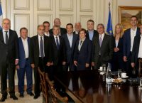 Τσίπρας σε περιφερειάρχες: Ελάτε να σχεδιάσουμε μαζί την επόμενη μέρα