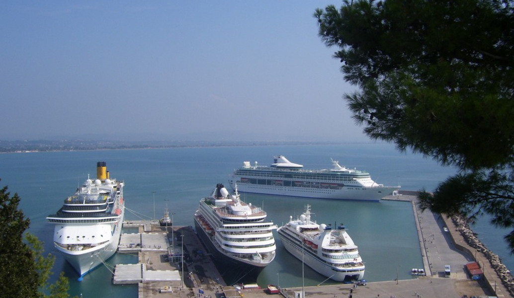 Περισσότεροι από 8.500 επιβάτες κρουαζιερόπλοιων στο λιμάνι του Κατακόλου