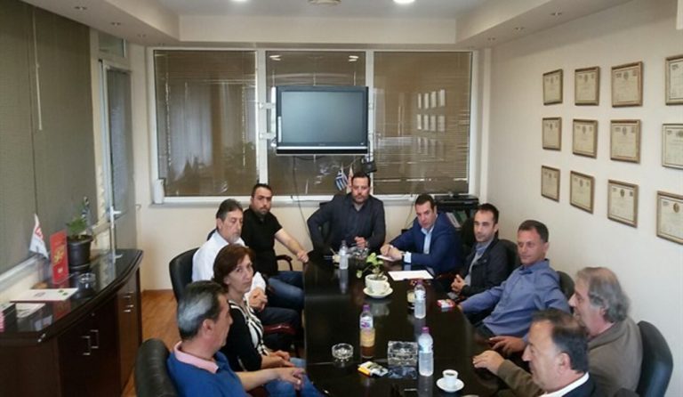 Σύσκεψη για τα προβλήματα του πτηνοτροφικού Άρτας