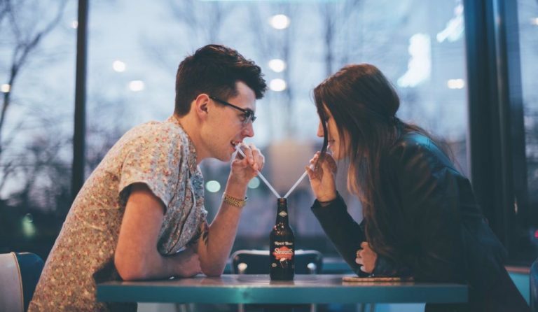 Φλερτ: κανόνες απαράβατοι