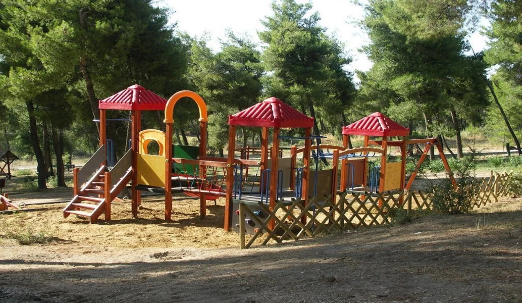 Ο δήμος Αθηναίων προσλαμβάνει 130 εποχικούς υπαλλήλους για τις παιδικές κατασκηνώσεις