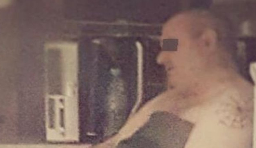 Η πρώτη φωτογραφία του 52χρονου που κακοποίησε τη φοιτήτρια μετά τη σύλληψή του